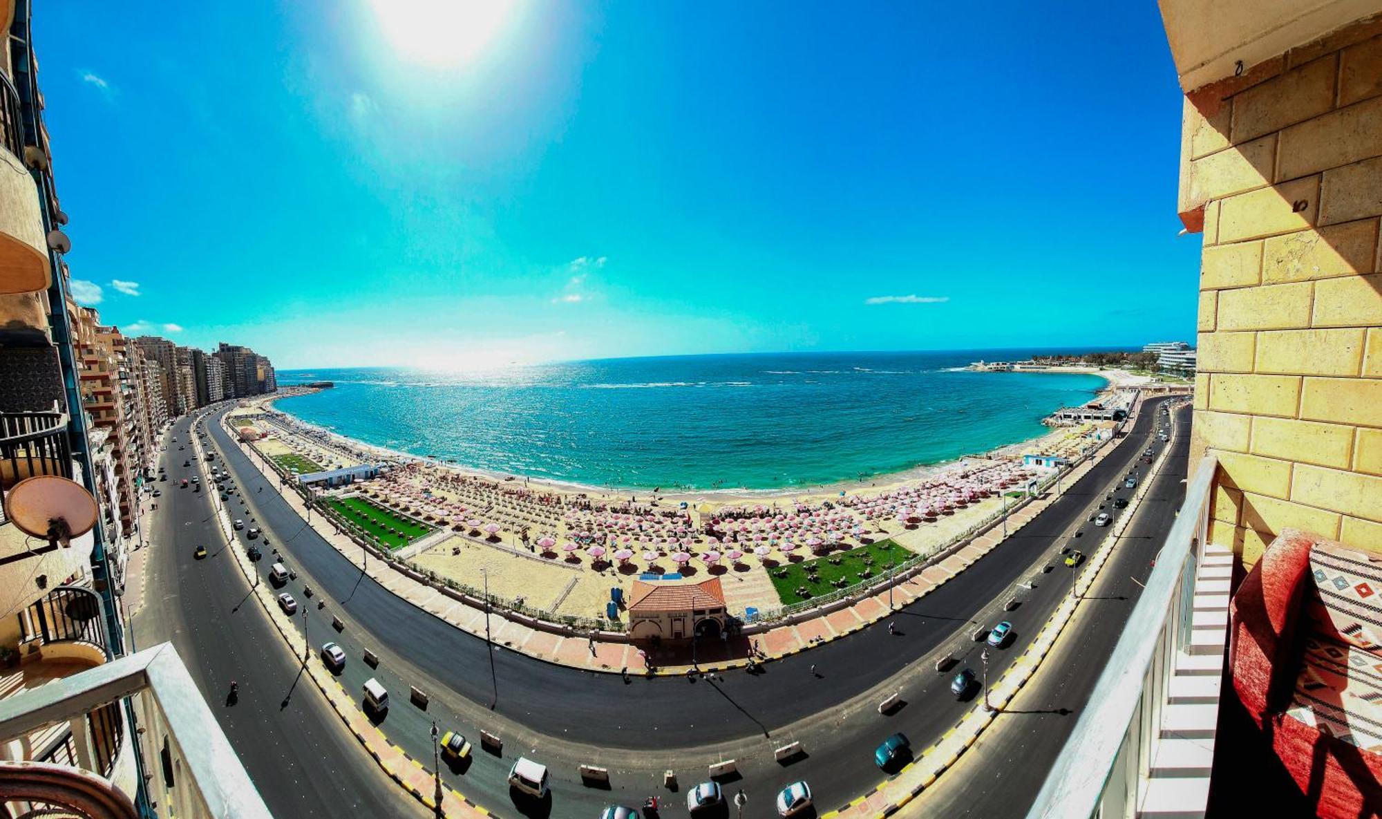 Panorama Montazah Families Only Apartman *